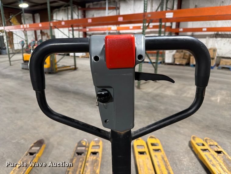 image for item FC3169 (5) Big Joe P-33 pallet jacks