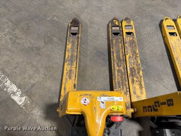 image for item FC3169 (5) Big Joe P-33 pallet jacks