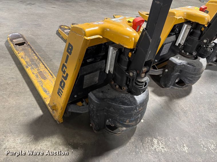 image for item FC3169 (5) Big Joe P-33 pallet jacks