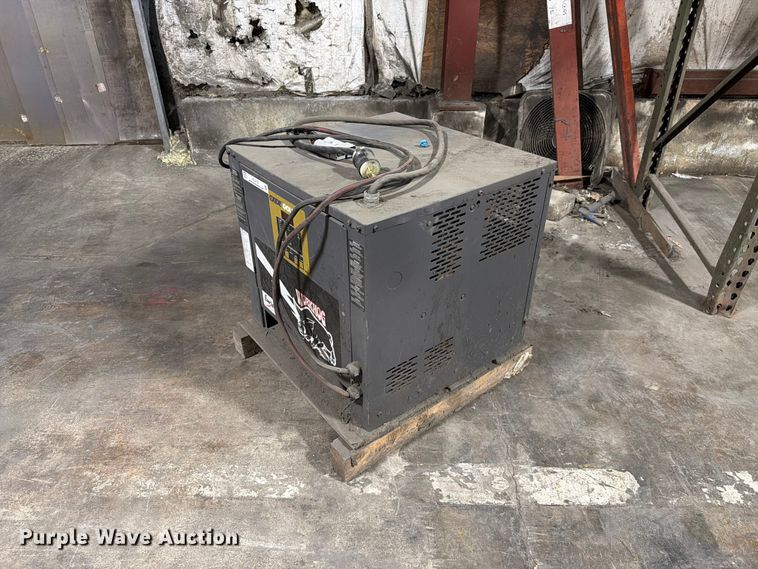 Exide WG3-18-680 battery charger
