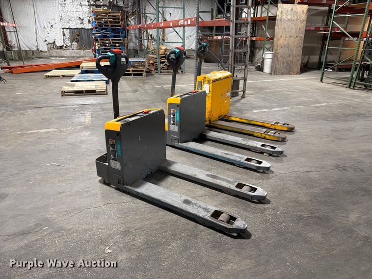 image for item FC3171 (3) Jungheinrich Electric Pallet Jacks