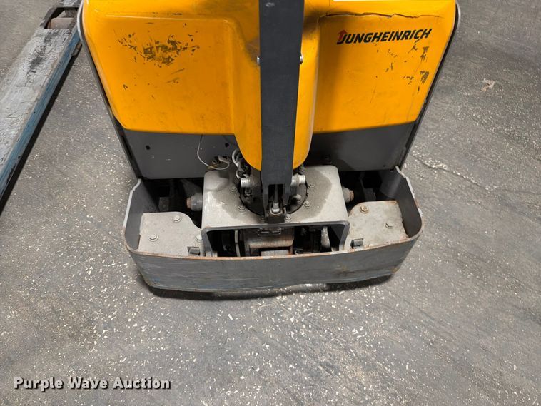 image for item FC3171 (3) Jungheinrich Electric Pallet Jacks