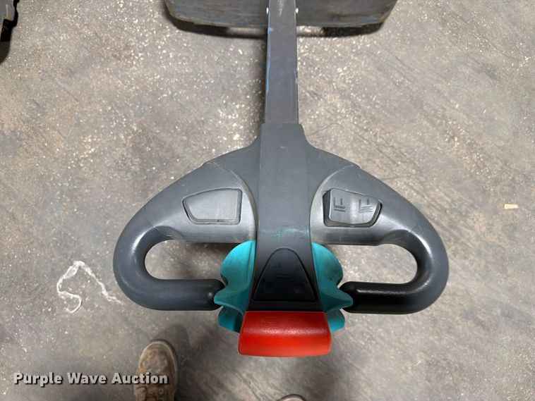 image for item FC3171 (3) Jungheinrich Electric Pallet Jacks