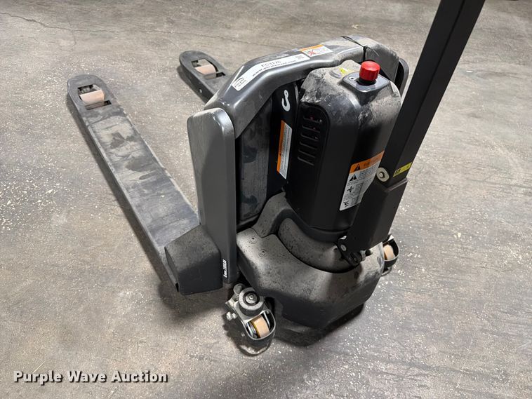 image for item FC3176 2024 Noblelift PTE33N pallet jack