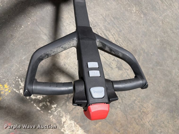 image for item FC3176 2024 Noblelift PTE33N pallet jack