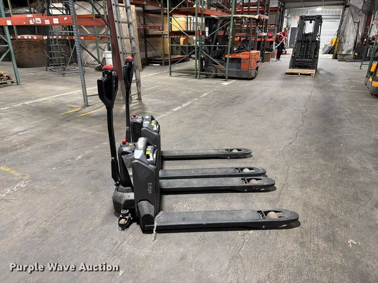image for item FC3177 (2) 2024 Noblelift PTER33N pallet jack