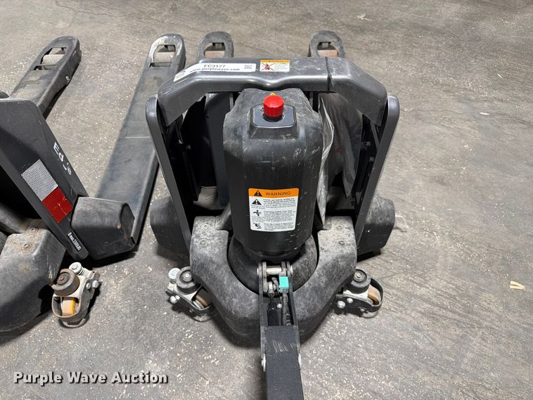 image for item FC3177 (2) 2024 Noblelift PTER33N pallet jack