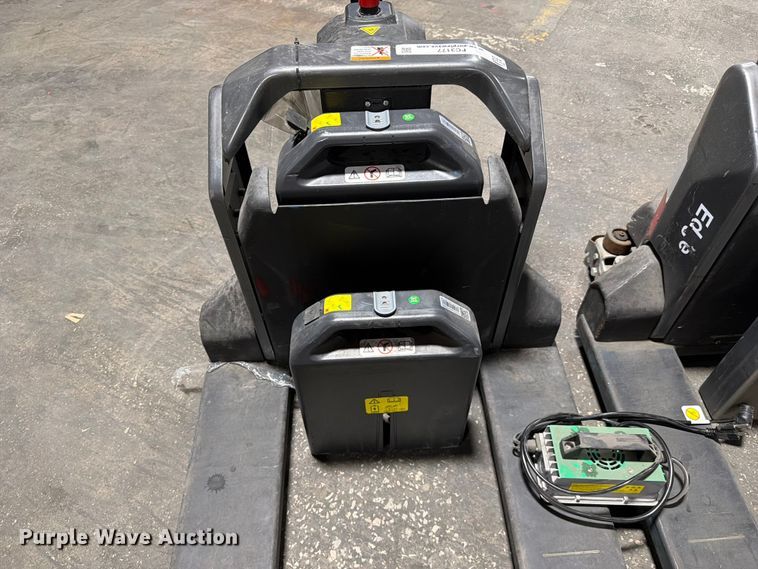 image for item FC3177 (2) 2024 Noblelift PTER33N pallet jack