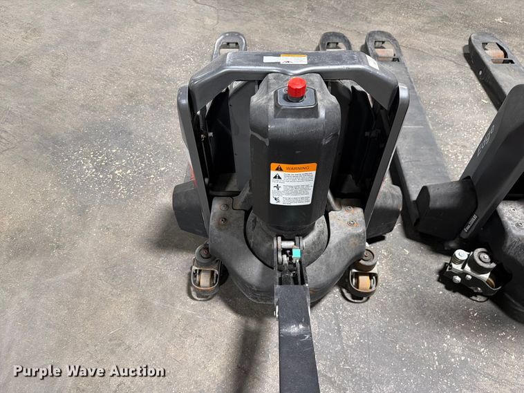 image for item FC3177 (2) 2024 Noblelift PTER33N pallet jack