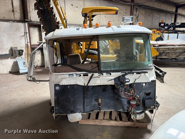 image for item FC3193 Truck parts