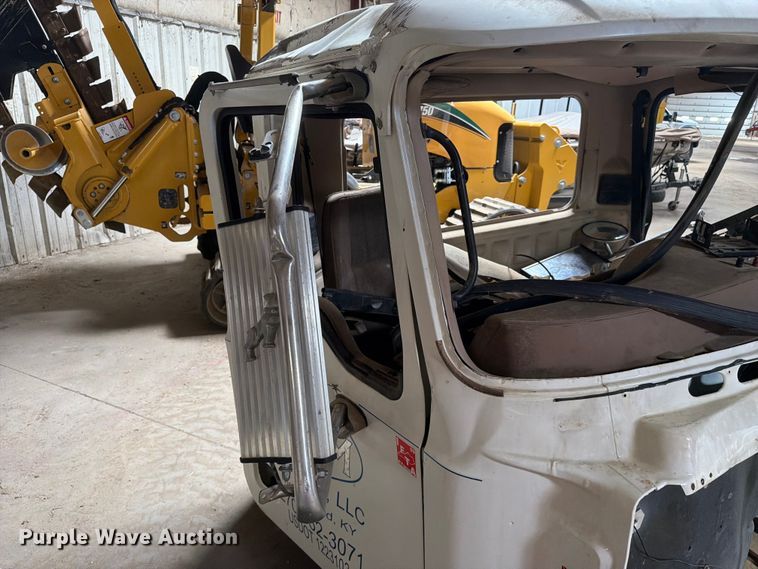 image for item FC3193 Truck parts
