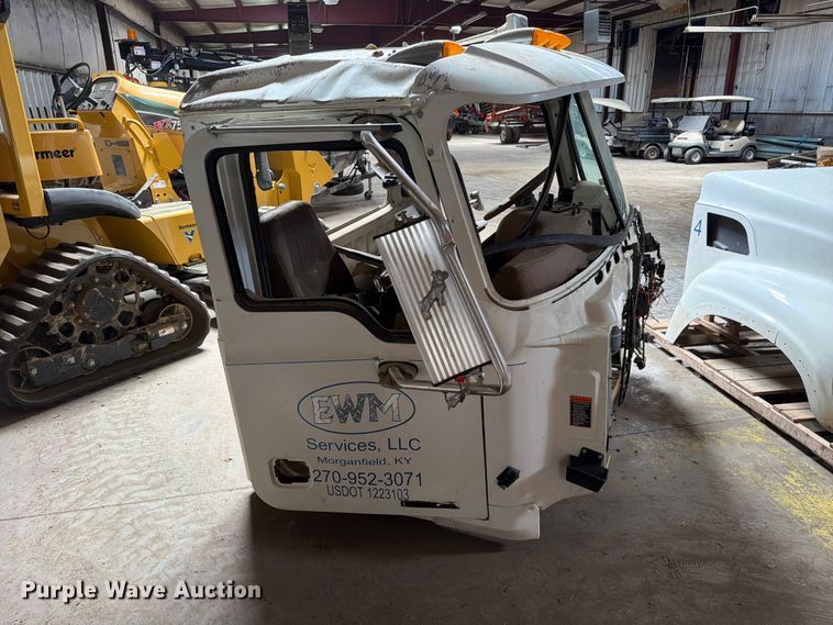 image for item FC3193 Truck parts