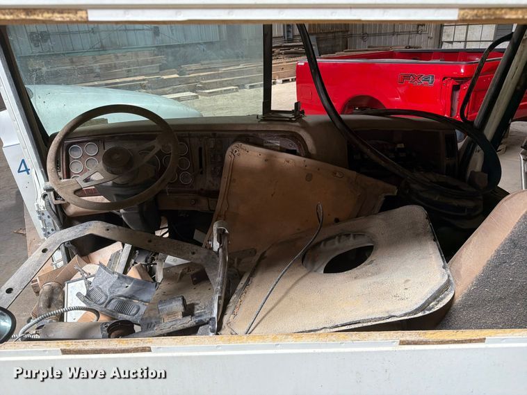 image for item FC3193 Truck parts