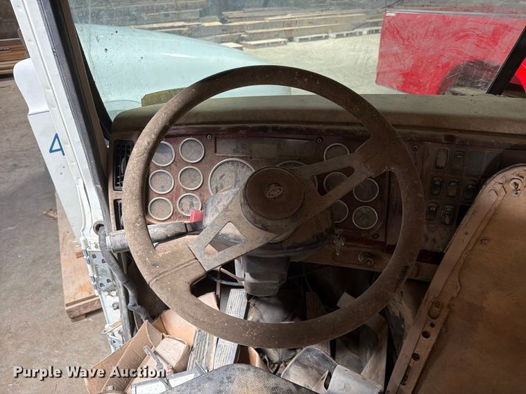 image for item FC3193 Truck parts