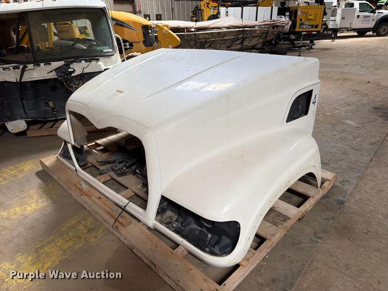 image for item FC3193 Truck parts