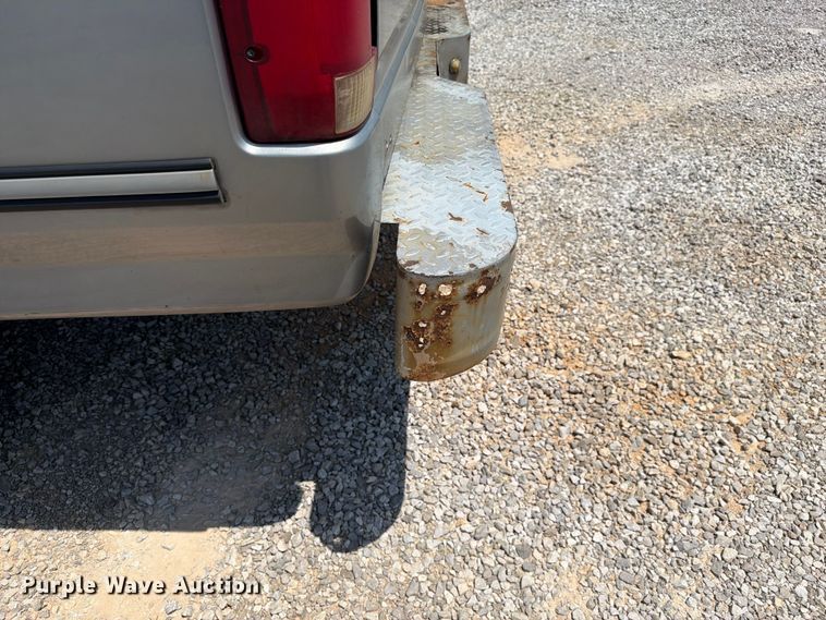 image for item FC3206 1994 Ford F150 pickup truck