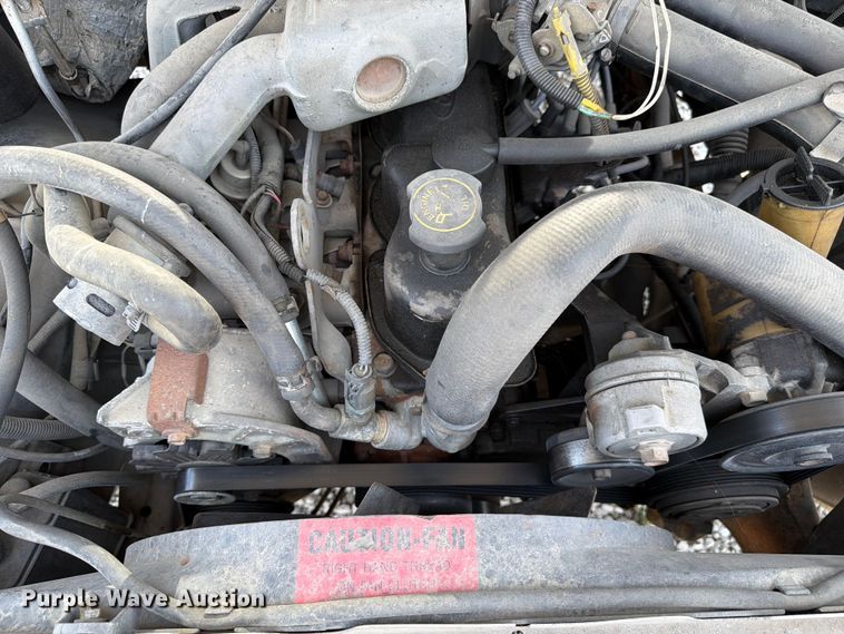 image for item FC3206 1994 Ford F150 pickup truck
