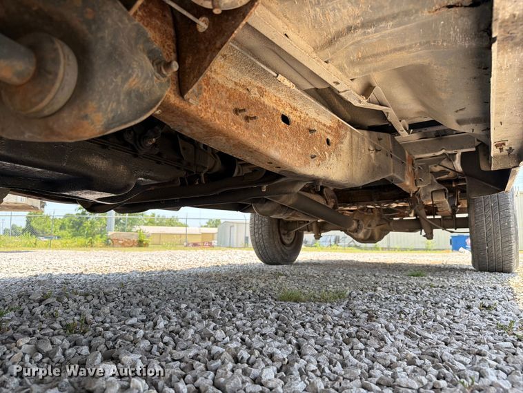 image for item FC3206 1994 Ford F150 pickup truck