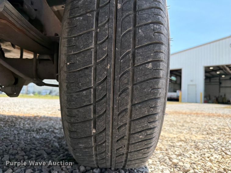 image for item FC3206 1994 Ford F150 pickup truck