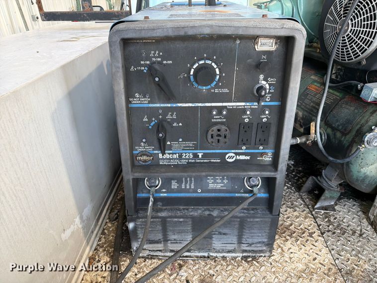 image for item FC3207 1993 Ford F450 Super Duty utility / service truck