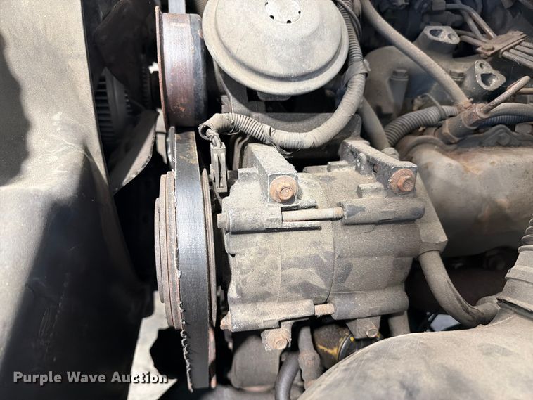 image for item FC3207 1993 Ford F450 Super Duty utility / service truck