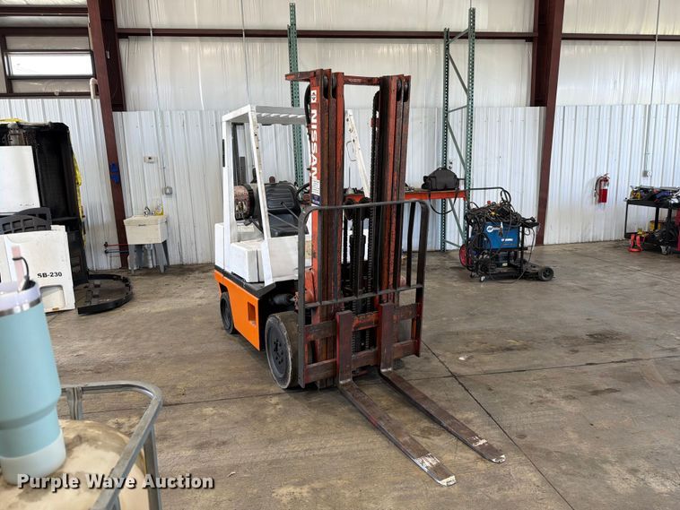 image for item FC3208 Nissan CPH02A25V forklift