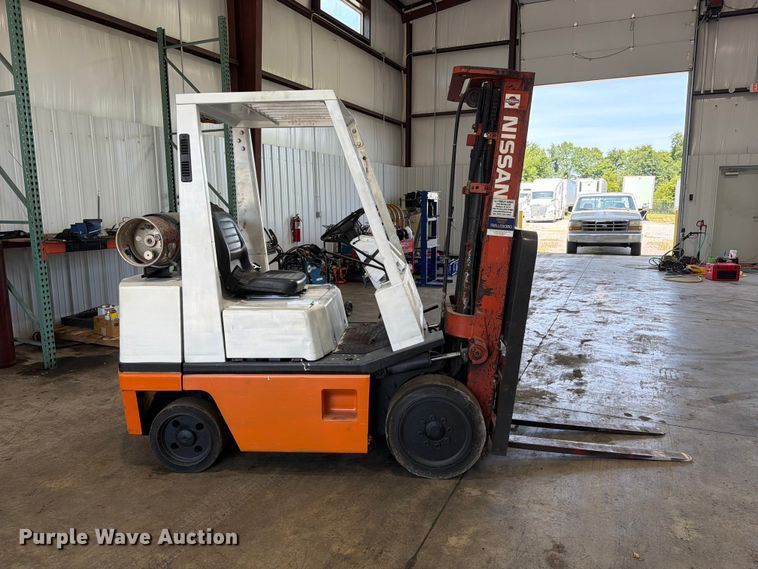 image for item FC3208 Nissan CPH02A25V forklift