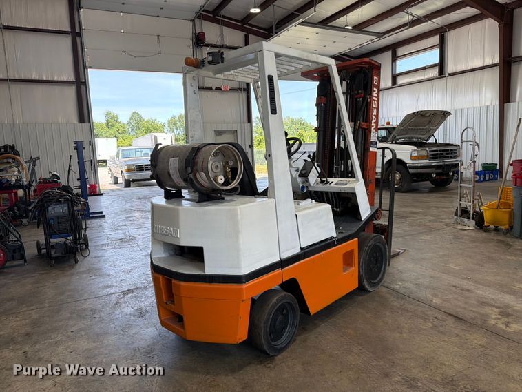 image for item FC3208 Nissan CPH02A25V forklift