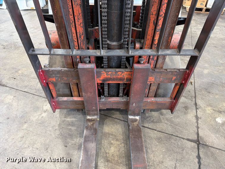 image for item FC3208 Nissan CPH02A25V forklift
