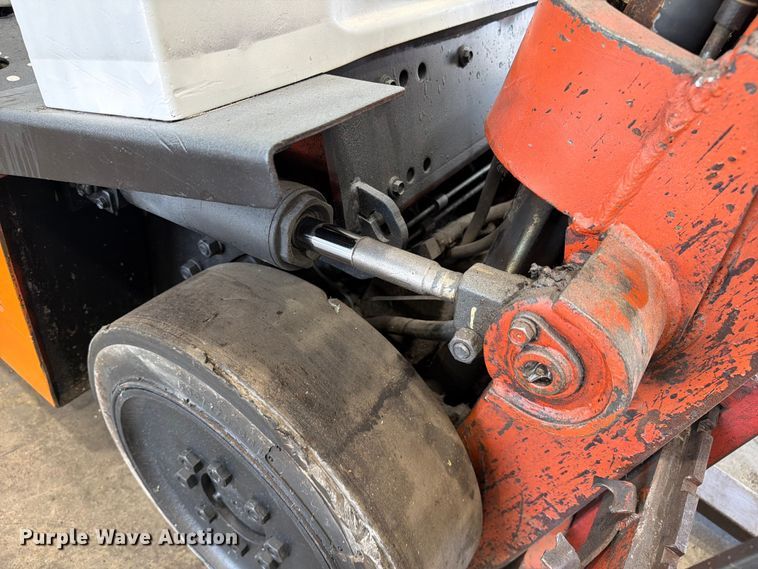 image for item FC3208 Nissan CPH02A25V forklift