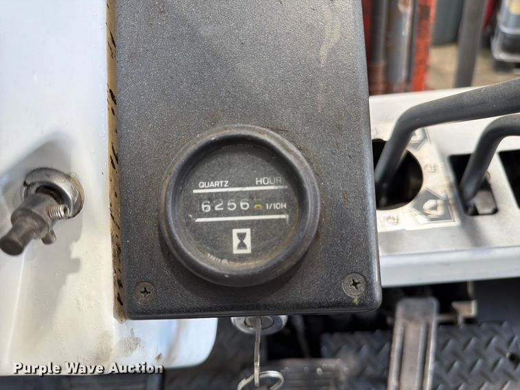 image for item FC3208 Nissan CPH02A25V forklift
