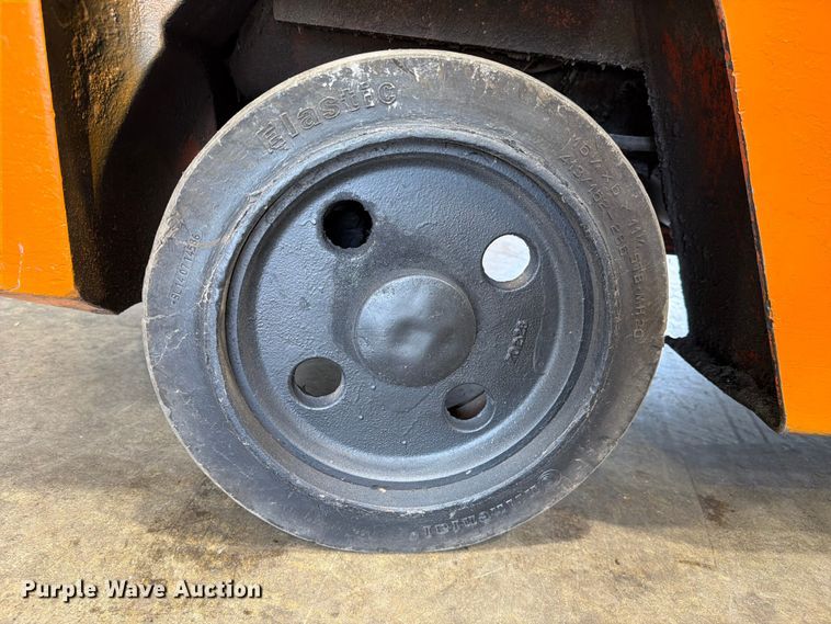 image for item FC3208 Nissan CPH02A25V forklift