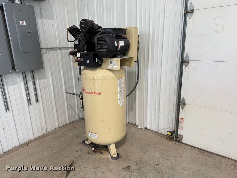 image for item FC3210 Ingersoll Rand 2475N7.5-P air compressor