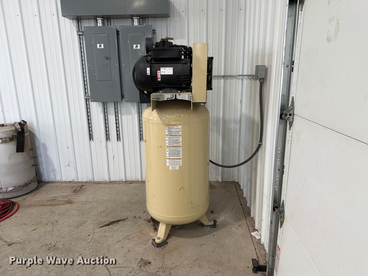 image for item FC3210 Ingersoll Rand 2475N7.5-P air compressor