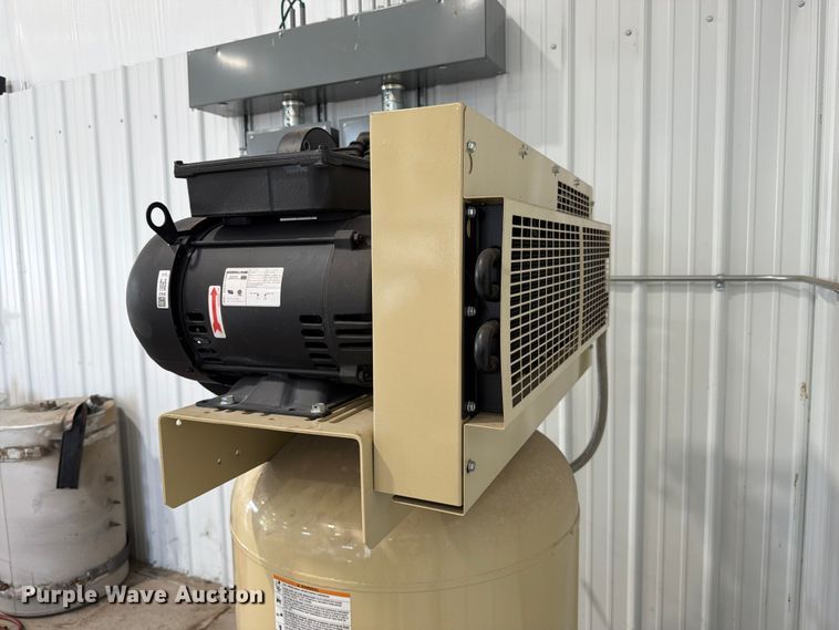 image for item FC3210 Ingersoll Rand 2475N7.5-P air compressor