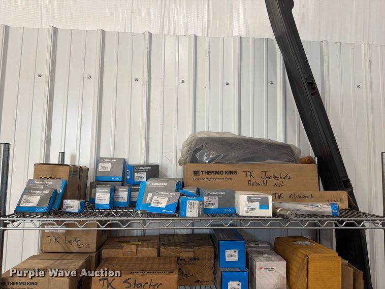 image for item FC3211 Truck parts