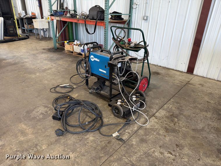 image for item FC3213 Miller Multimatic 220 AC/DC welder/generator