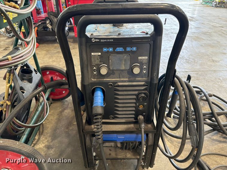 image for item FC3213 Miller Multimatic 220 AC/DC welder/generator
