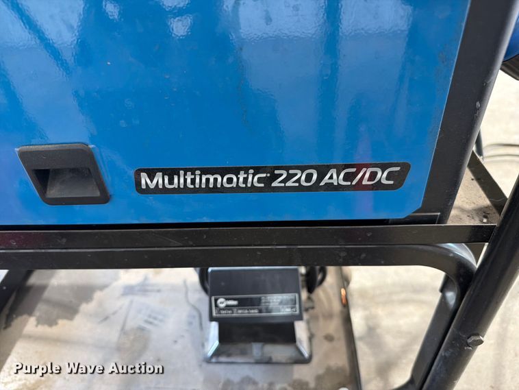 image for item FC3213 Miller Multimatic 220 AC/DC welder/generator
