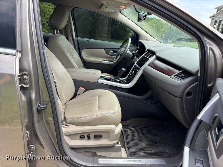 image for item FC4695 2013 Ford Edge SUV