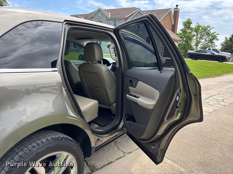 image for item FC4695 2013 Ford Edge SUV