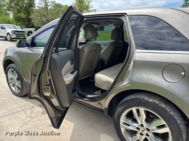 image for item FC4695 2013 Ford Edge SUV