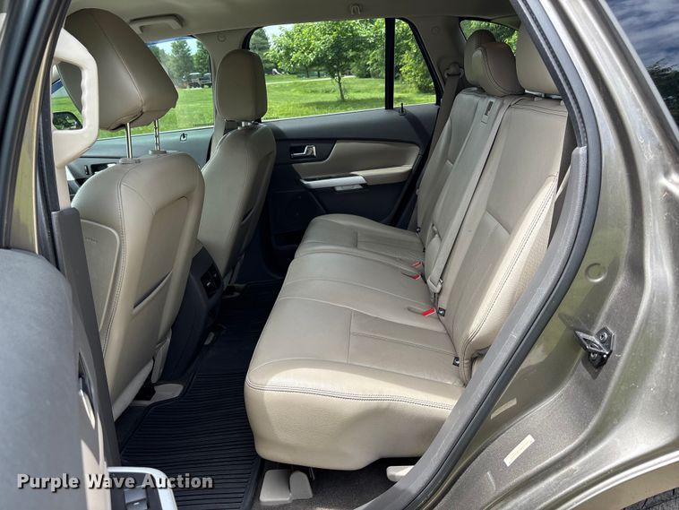 image for item FC4695 2013 Ford Edge SUV