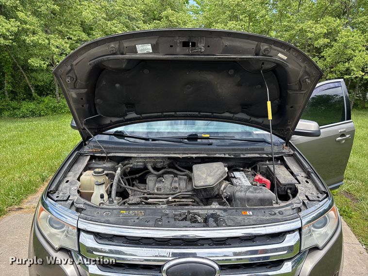 image for item FC4695 2013 Ford Edge SUV
