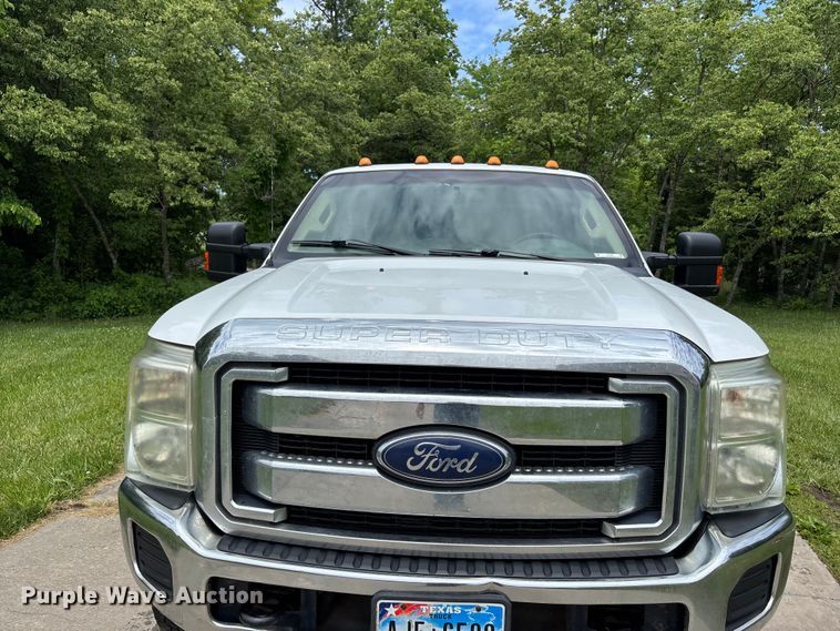 image for item FC4696 2013 Ford F250 Super Duty Ext. Cab pickup truck