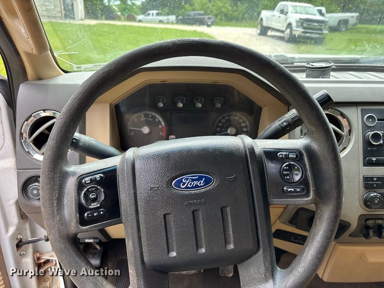 image for item FC4696 2013 Ford F250 Super Duty Ext. Cab pickup truck