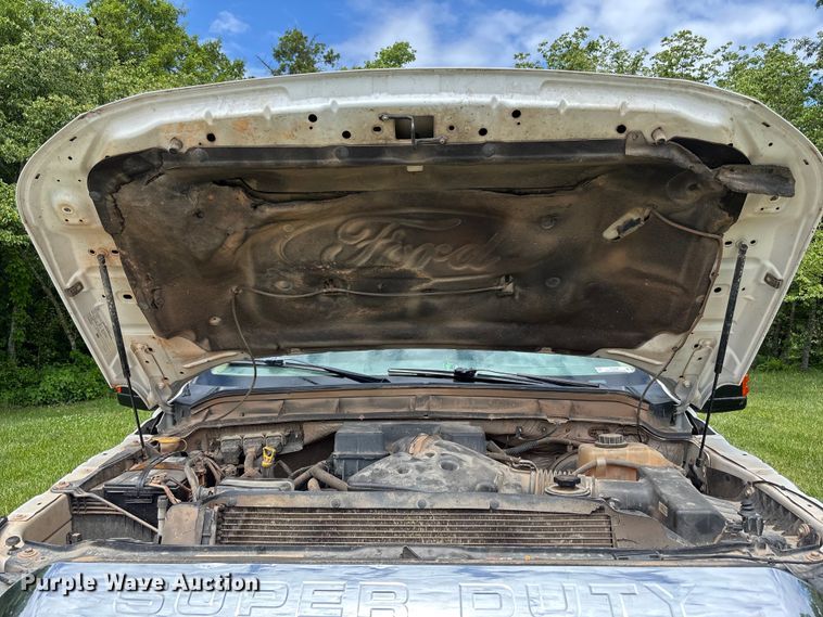 image for item FC4696 2013 Ford F250 Super Duty Ext. Cab pickup truck