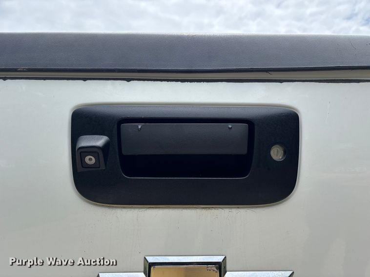 image for item FC4697 2010 Chevrolet Silverado 2500HD Ext. Cab pickup truck