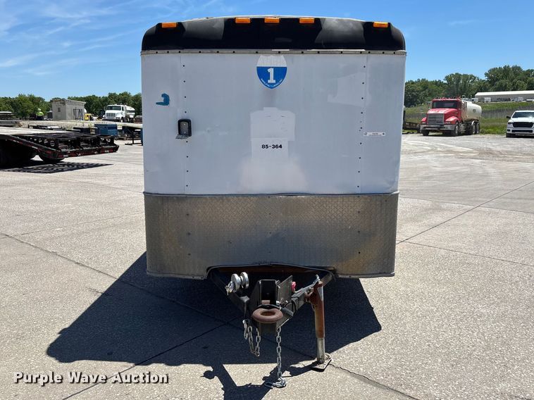 image for item FC5750 2001 Interstate enclosed cargo trailer