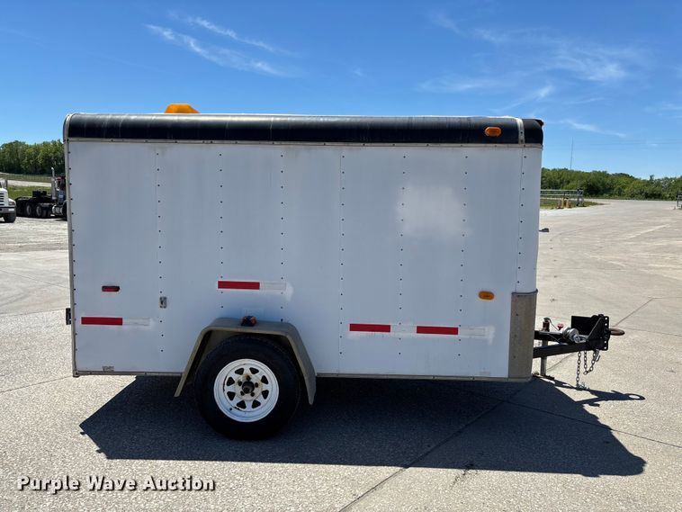 image for item FC5750 2001 Interstate enclosed cargo trailer